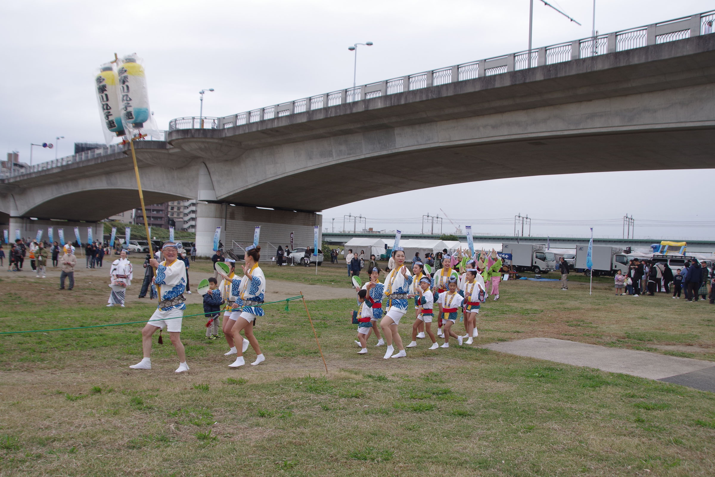 丸子の渡し祭り,多摩川で和むe体験