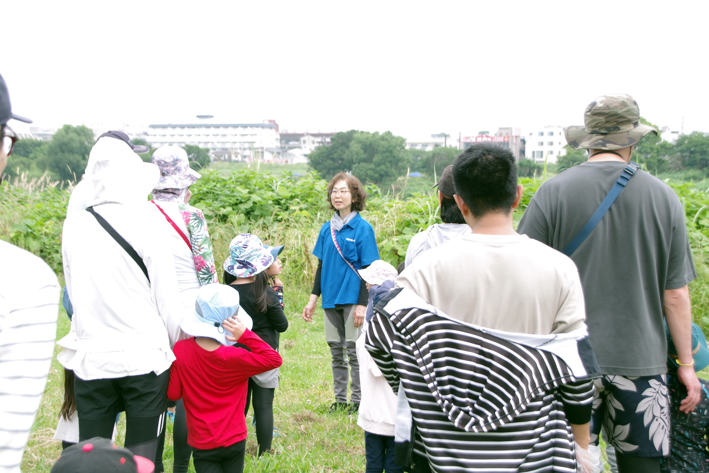 『川の生きもの観察会(ガサガサ)』