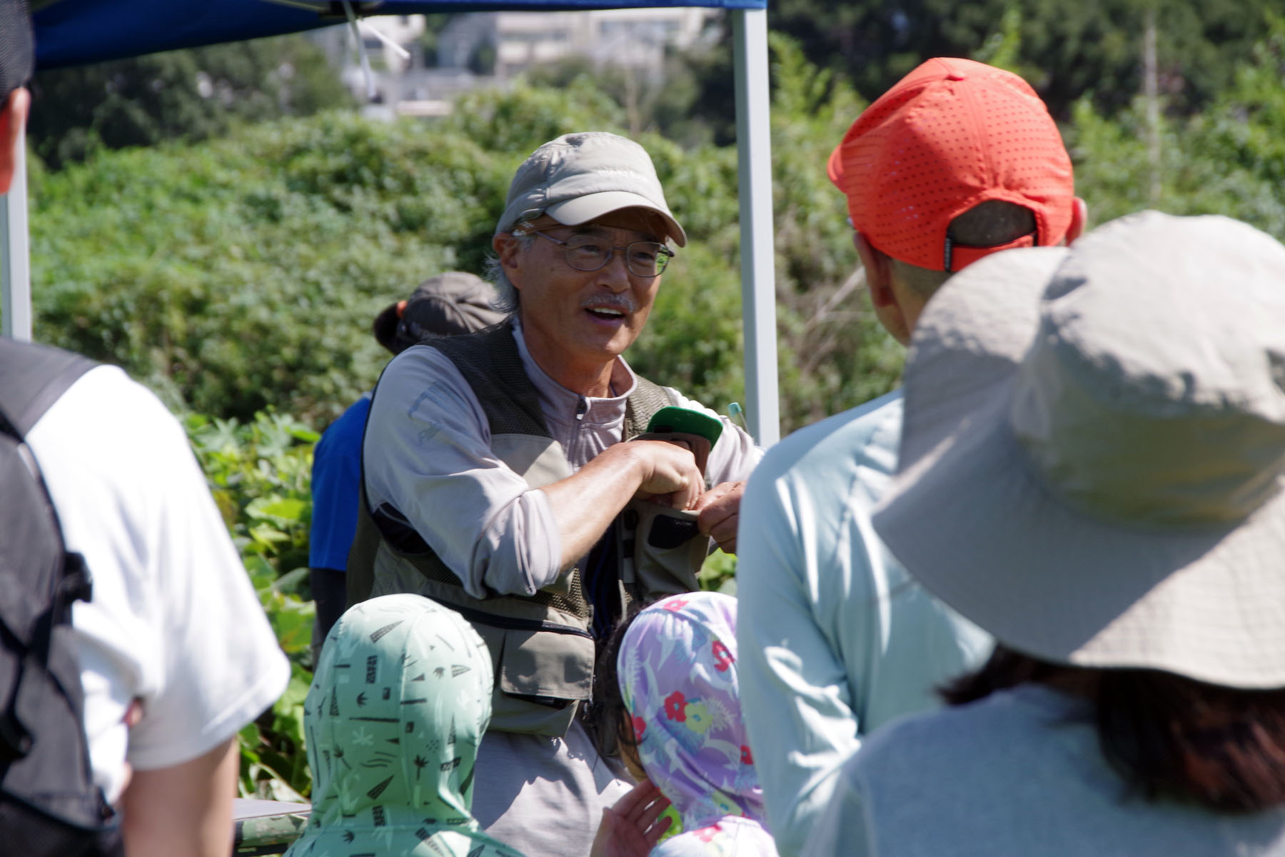 『川の生きもの観察会(ガサガサ)』